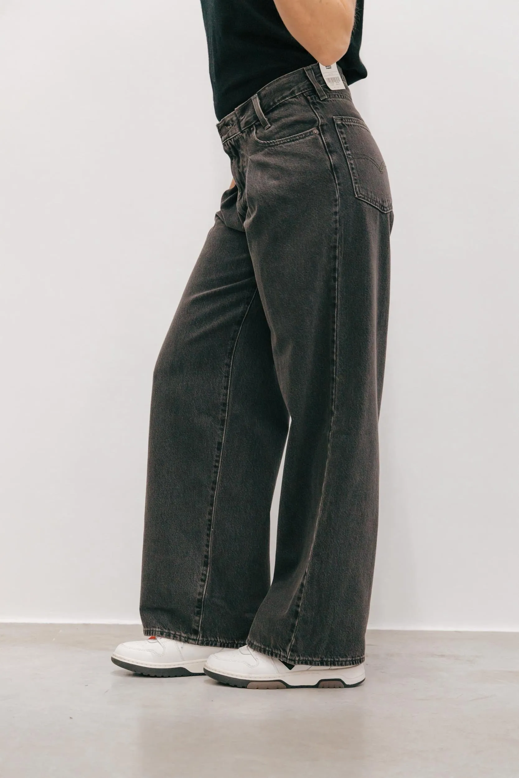 FOLDED PLEATED BAGGY JEANS IN FADED BLACK