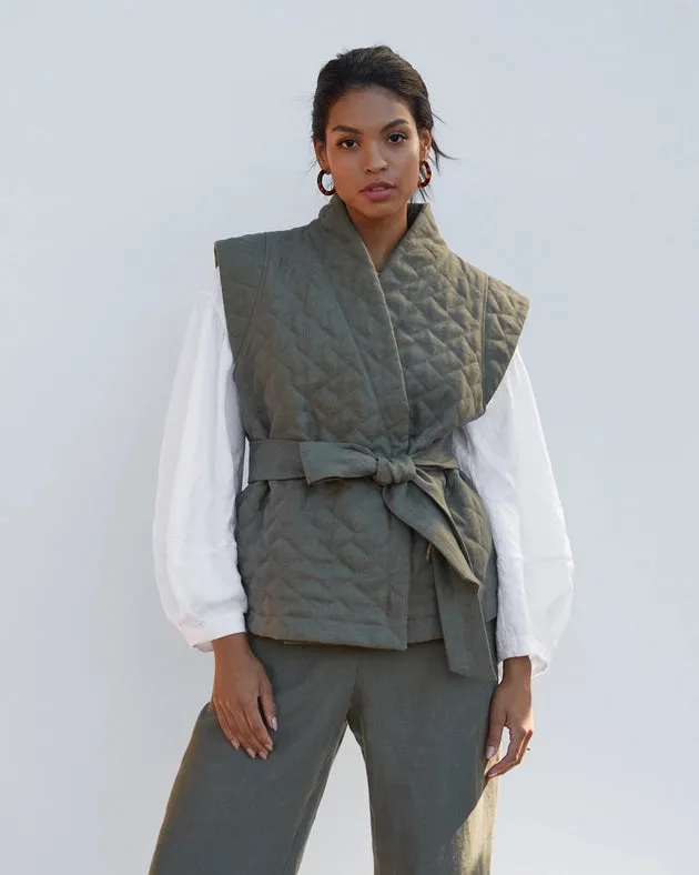 Linen Quilted Vest Fonni in Dark Green