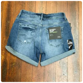 Silver Jeans Boyfriend Short